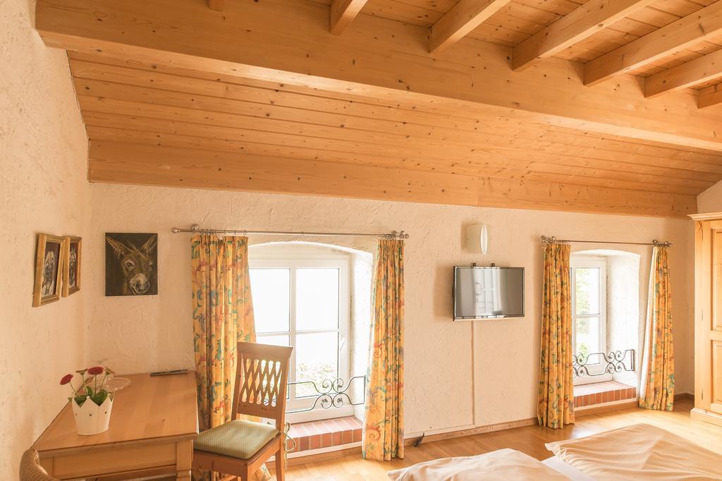 Hotel Leander Bitburg Buitenkant foto