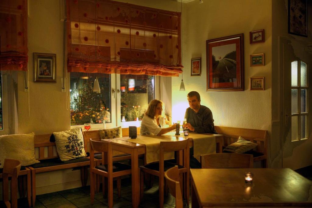 Hotel Leander Bitburg Buitenkant foto